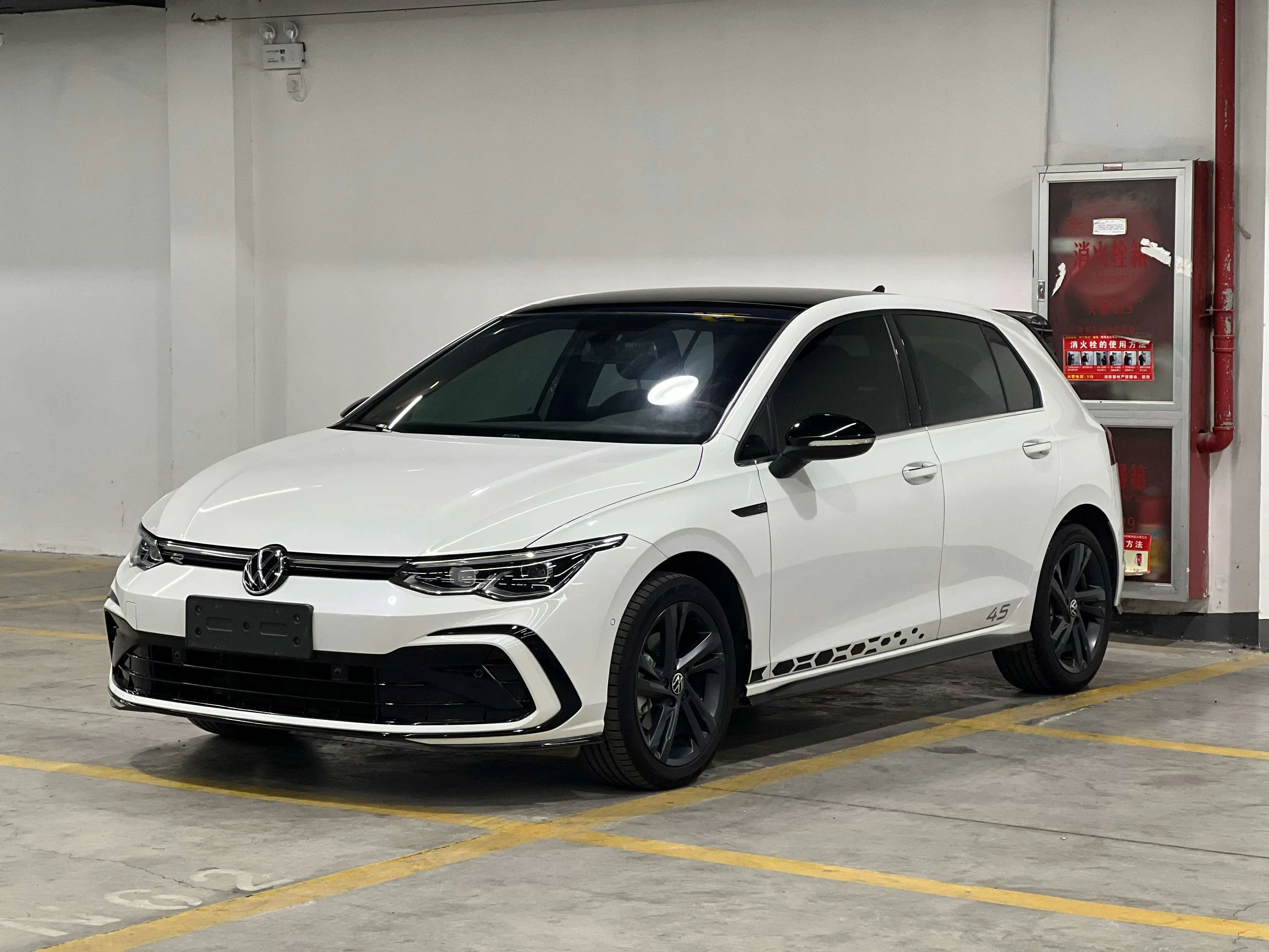 Volkswagen Golf  из Китая