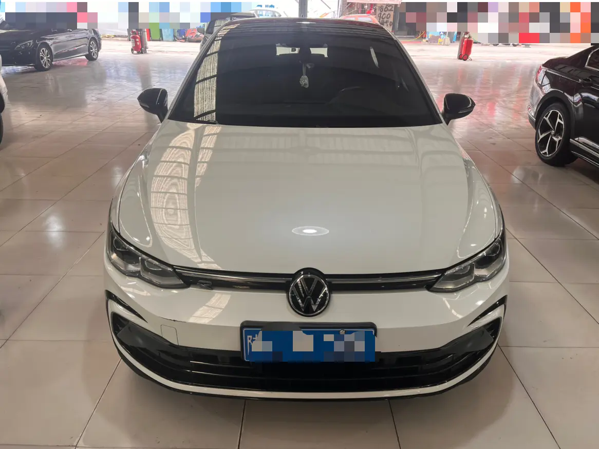 Volkswagen Golf  из Китая