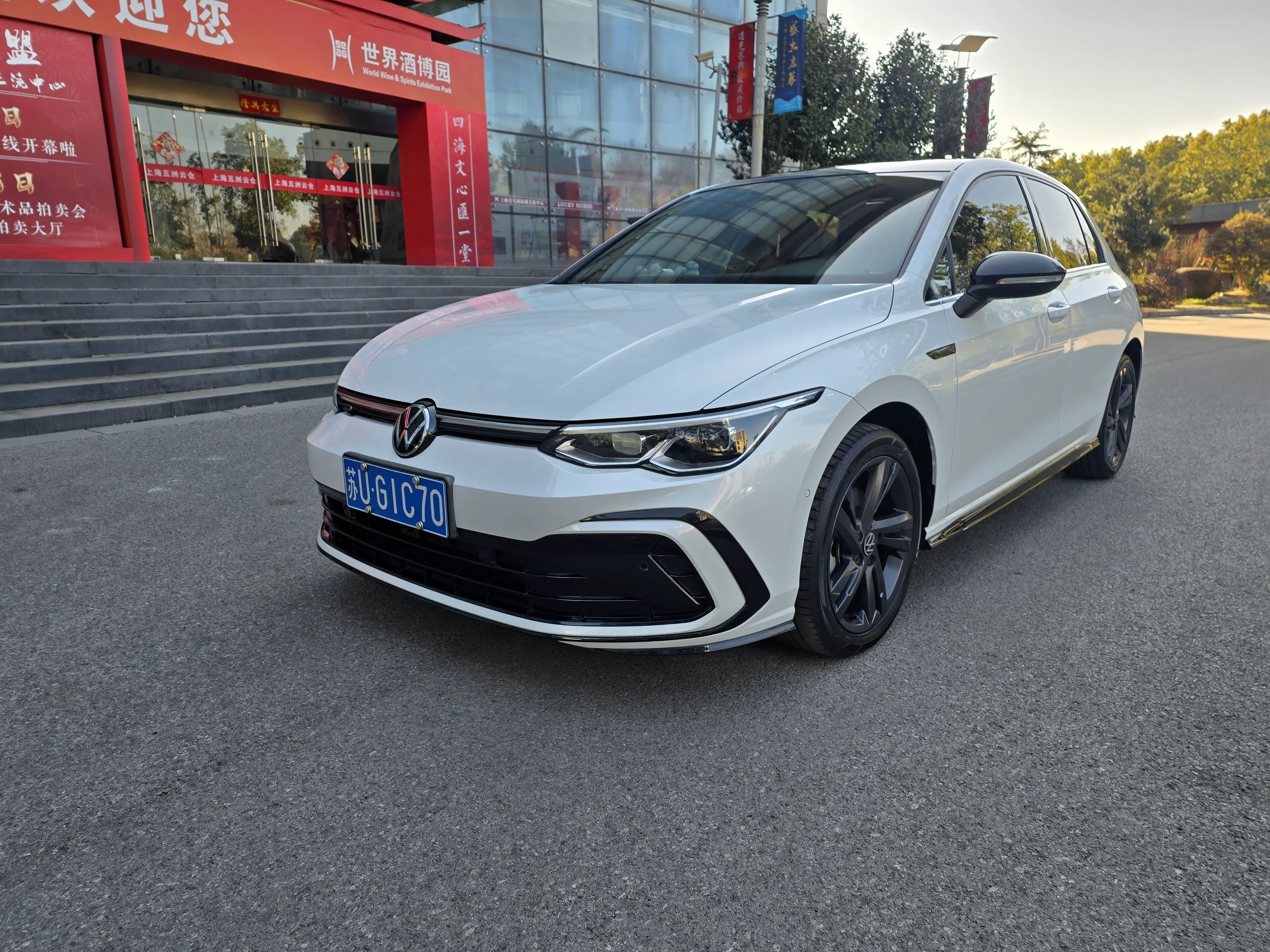 Volkswagen Golf  из Китая