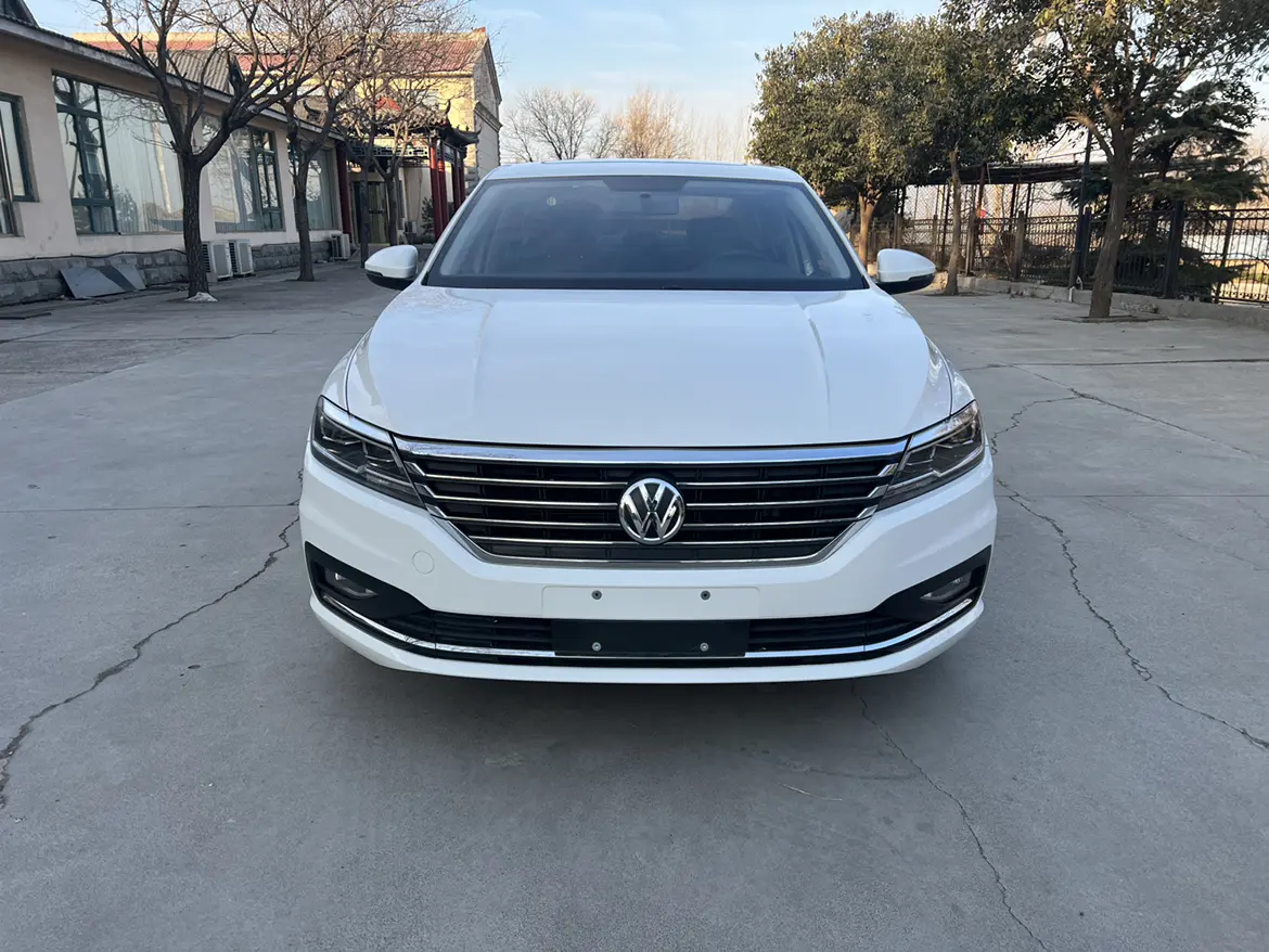 Volkswagen Lavida  из Китая