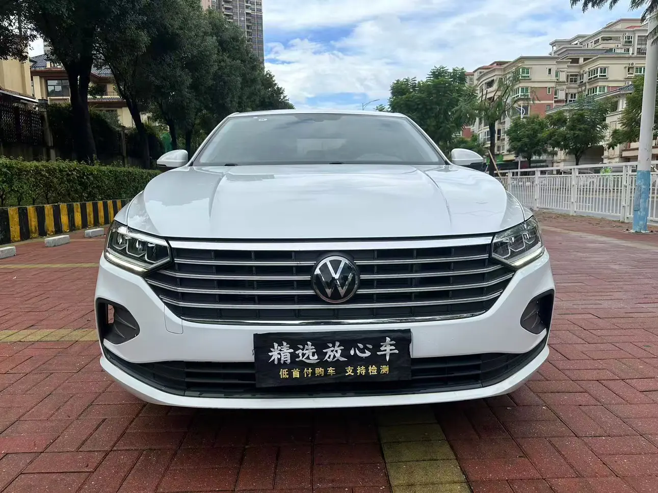 Volkswagen Lavida  из Китая