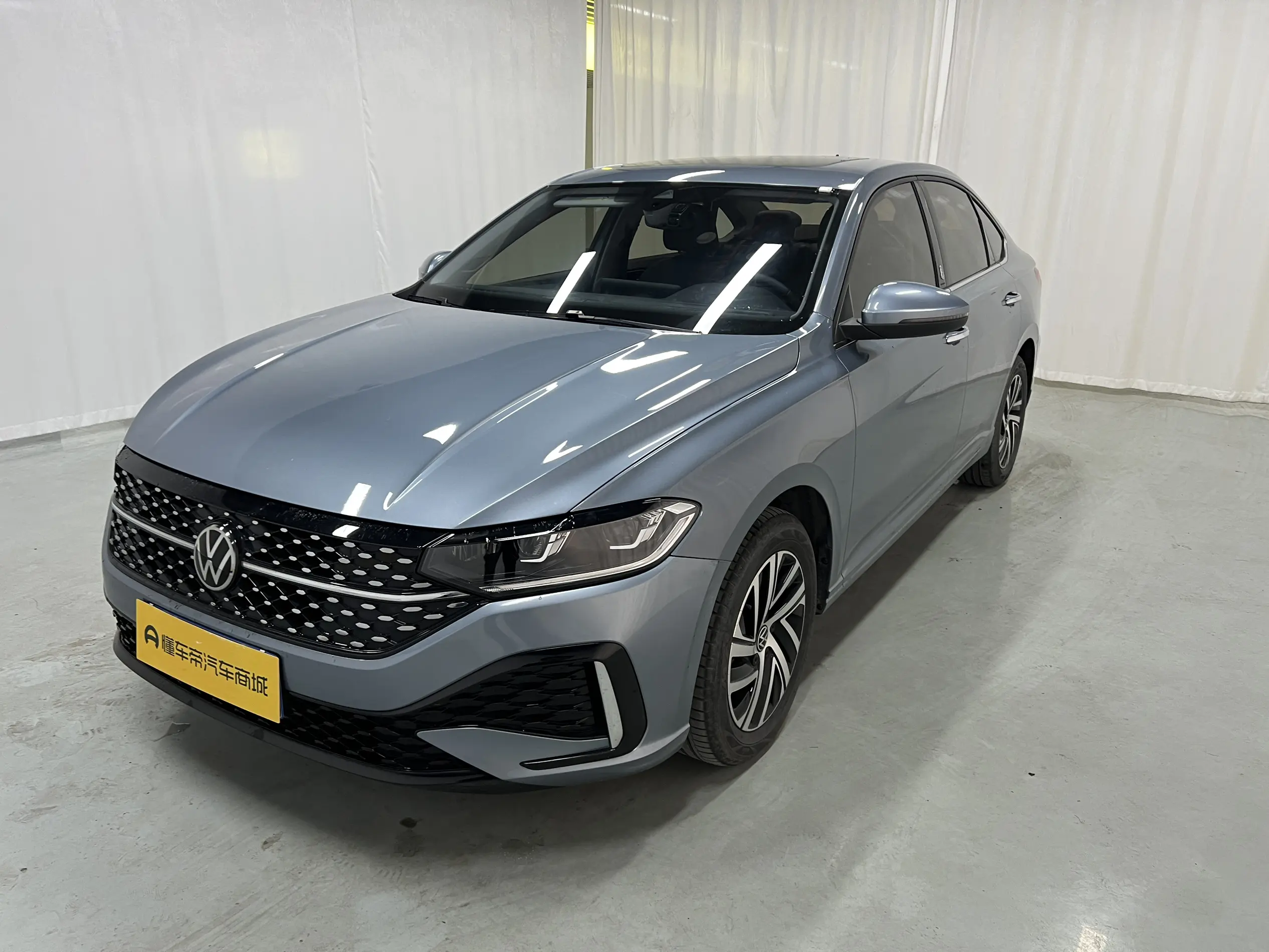 Volkswagen Lavida  из Китая