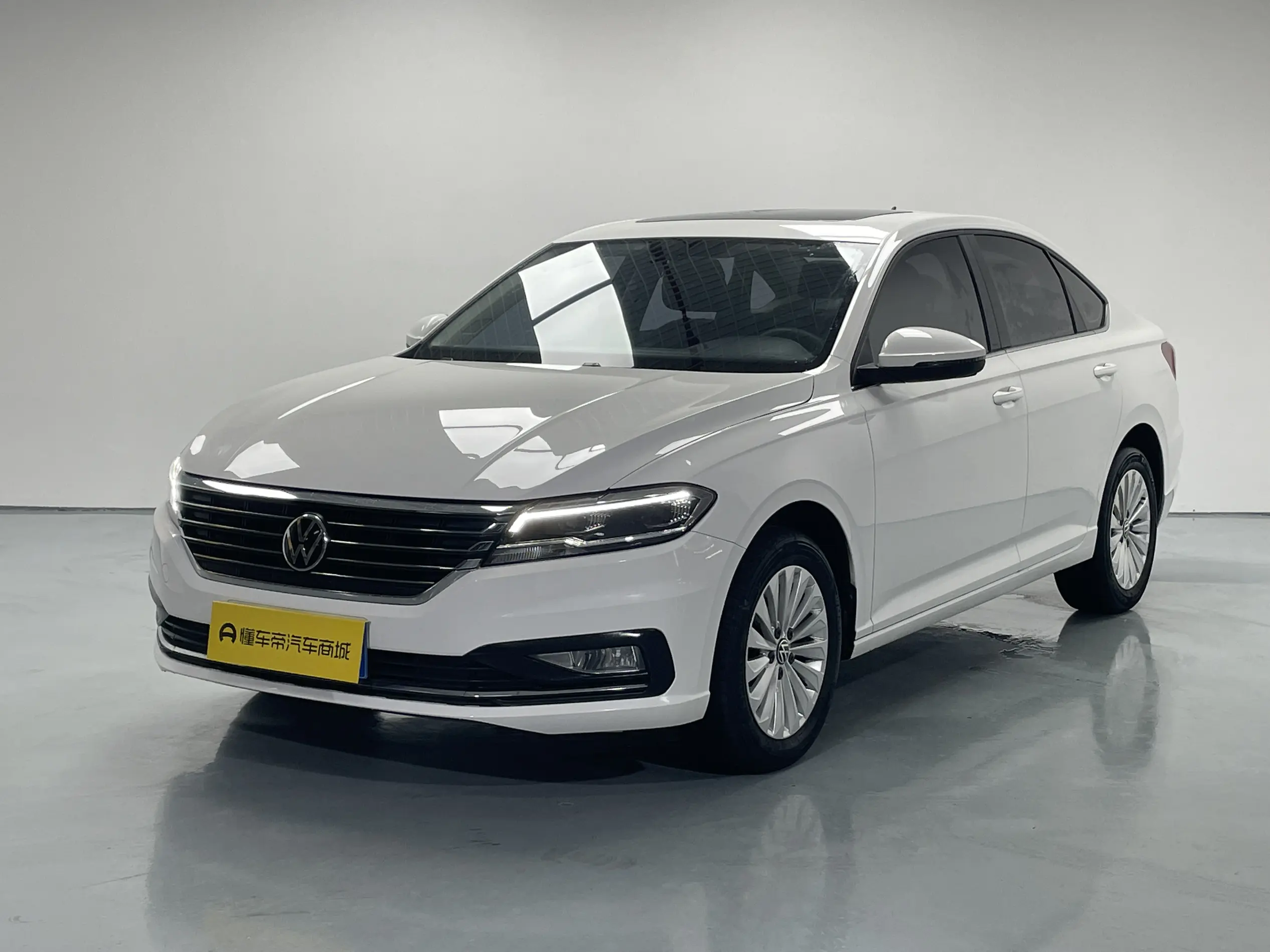 Volkswagen Lavida  из Китая