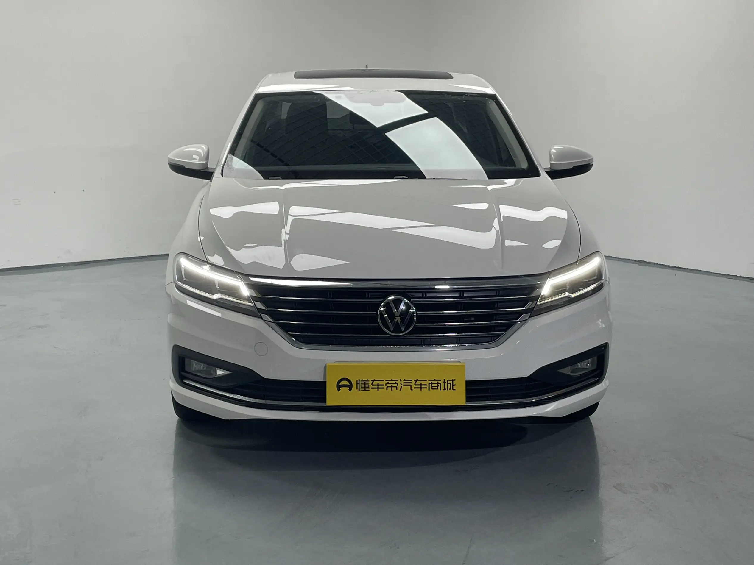 Volkswagen Lavida  из Китая