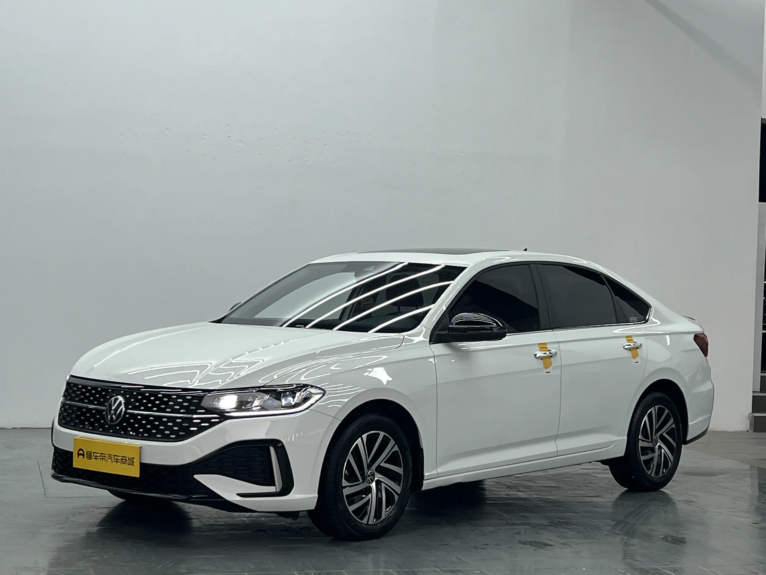 Volkswagen Lavida  из Китая