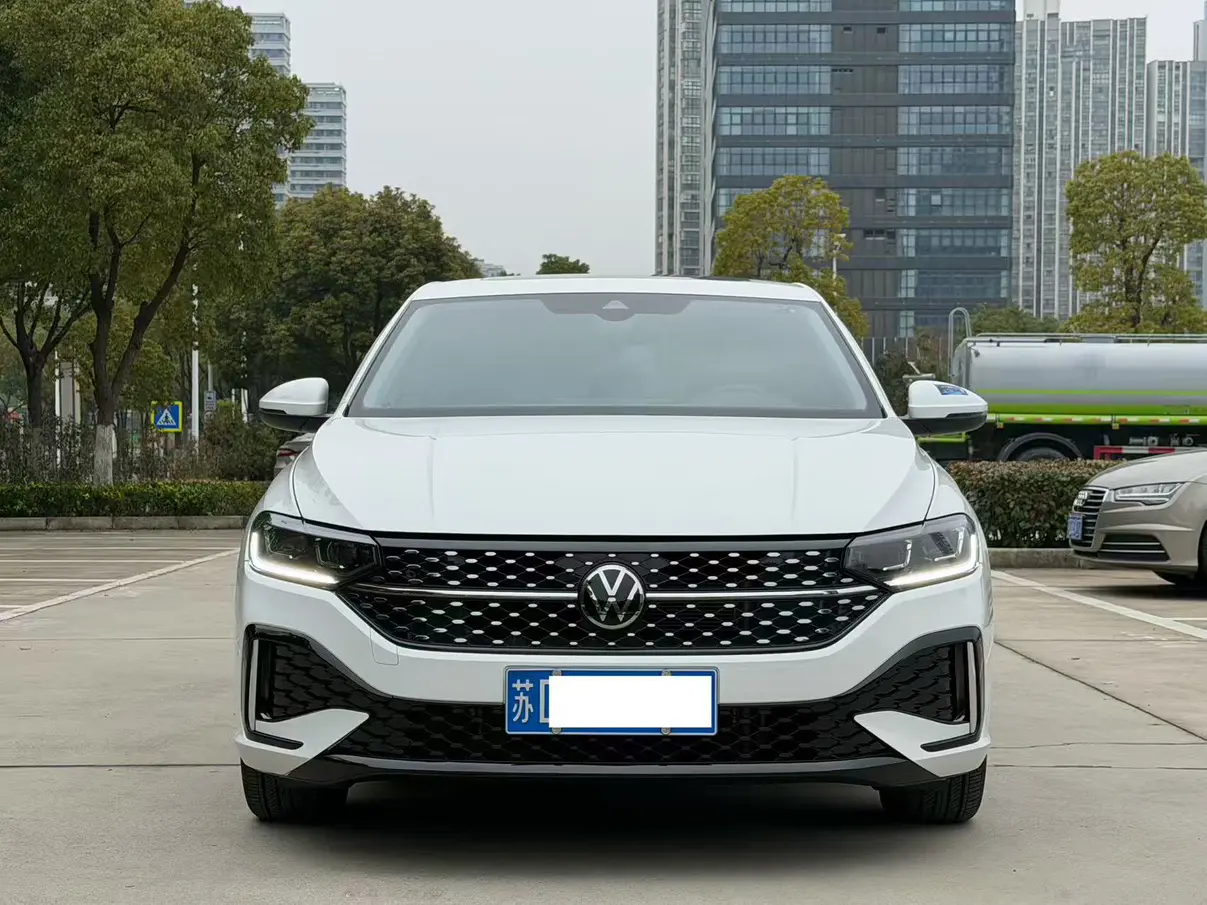 Volkswagen Lavida  из Китая