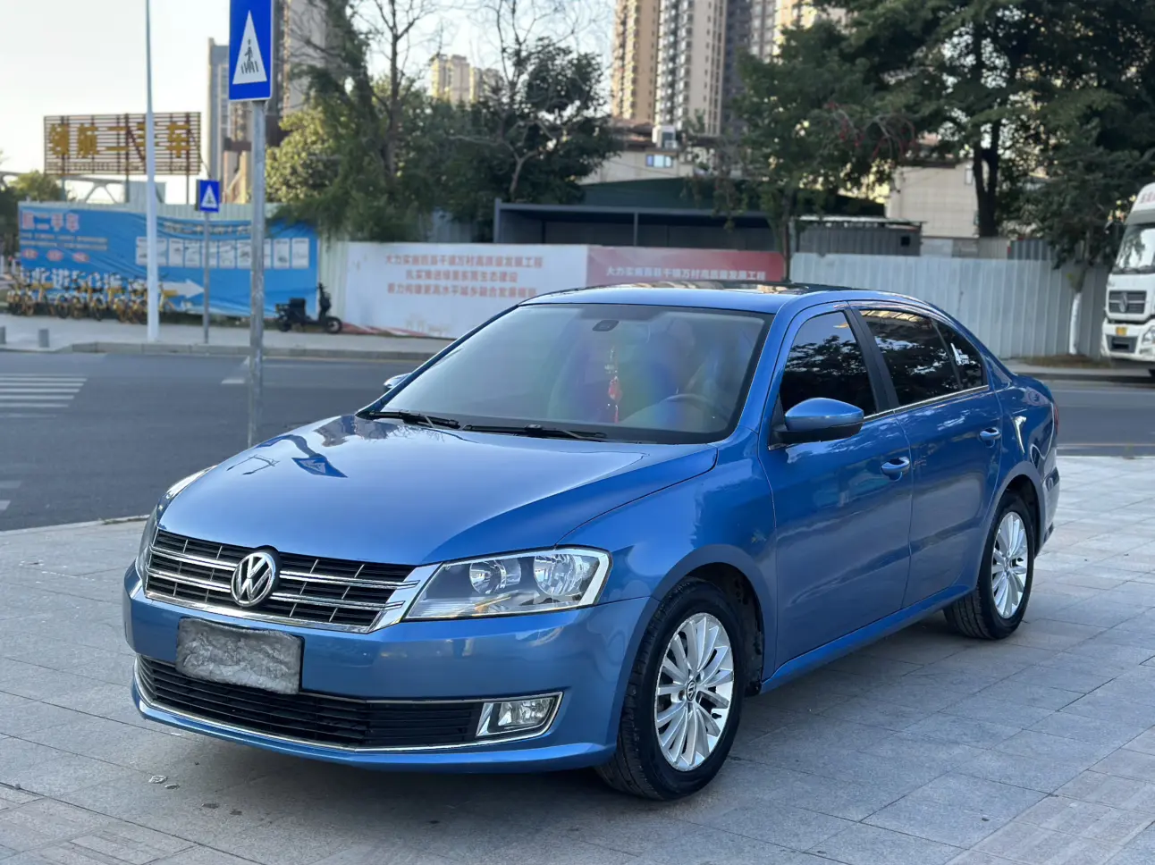 Volkswagen Lavida  из Китая