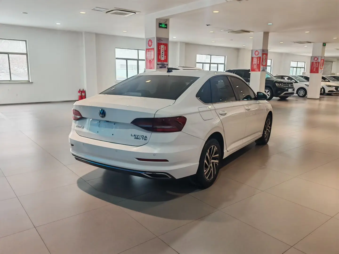 Volkswagen Lavida  из Китая