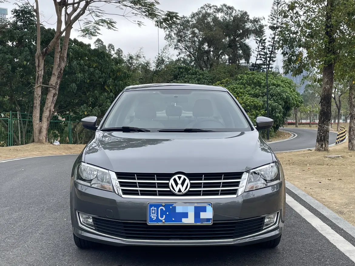 Volkswagen Lavida  из Китая