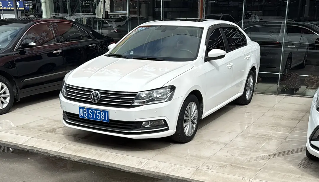 Volkswagen Lavida  из Китая