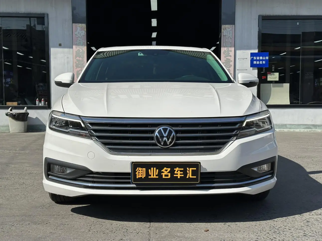 Volkswagen Lavida  из Китая