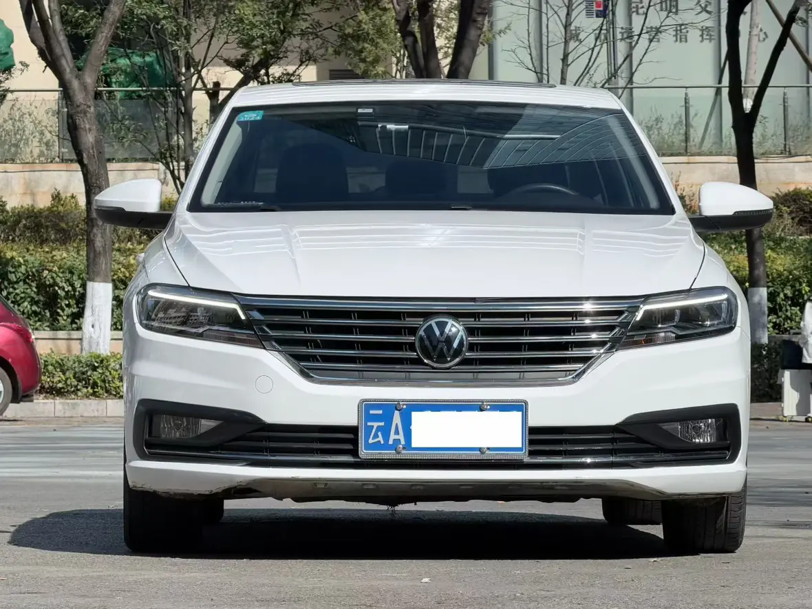 Volkswagen Lavida  из Китая