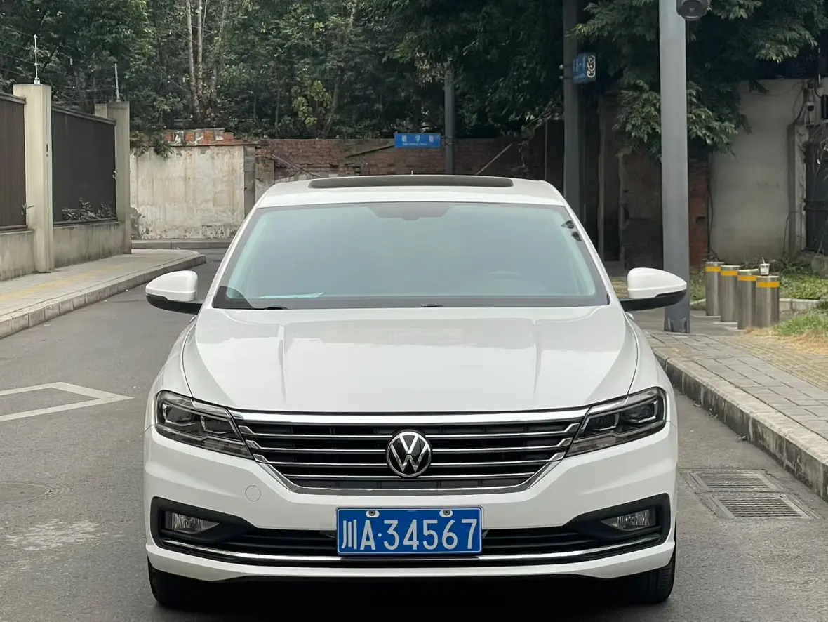 Volkswagen Lavida  из Китая