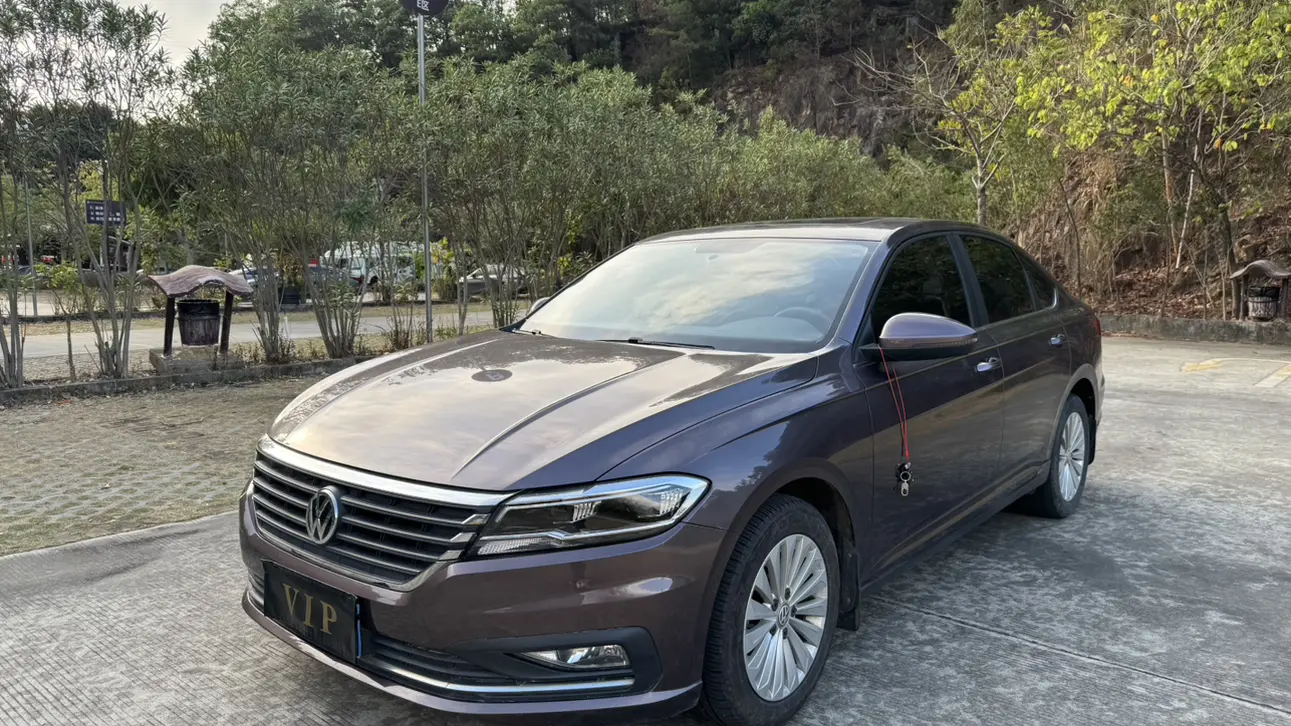 Volkswagen Lavida  из Китая