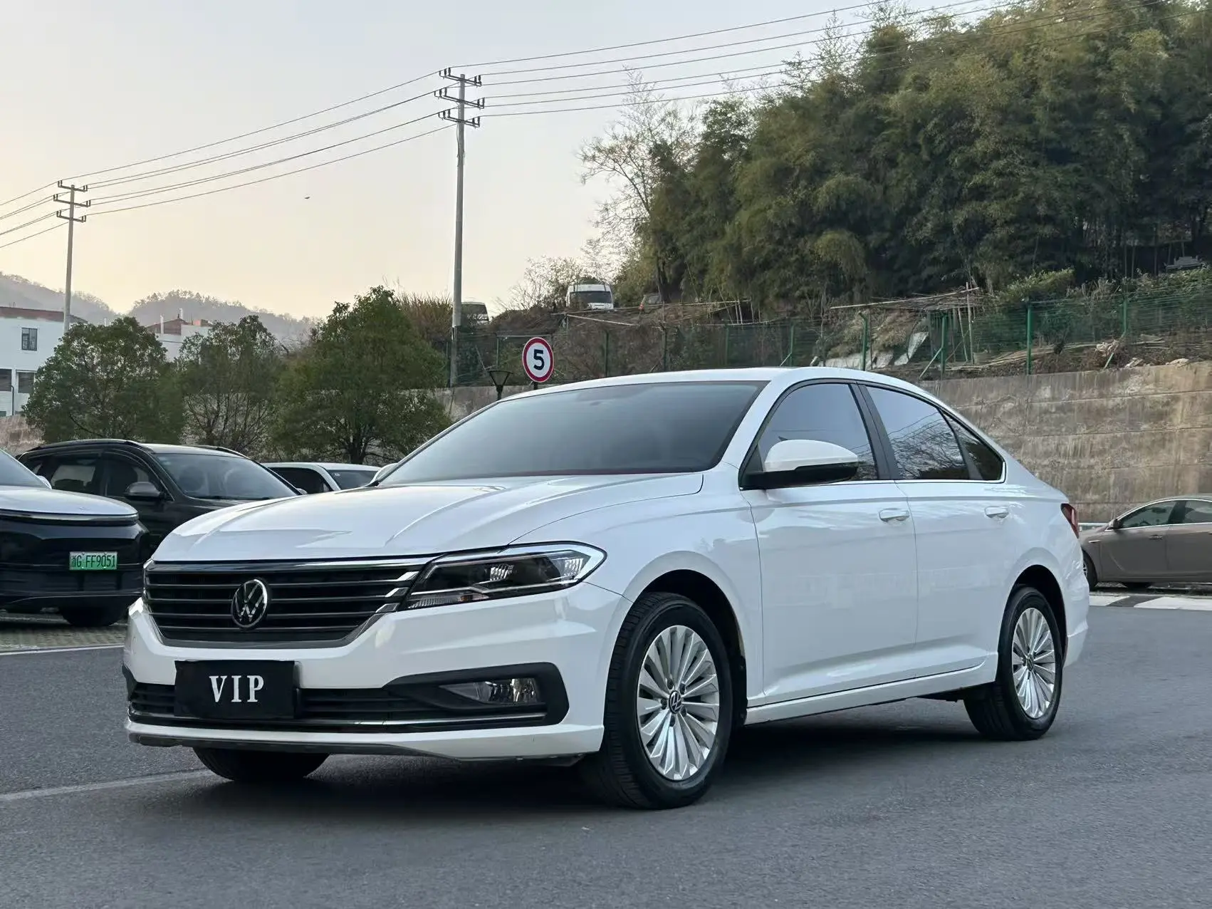 Volkswagen Lavida  из Китая