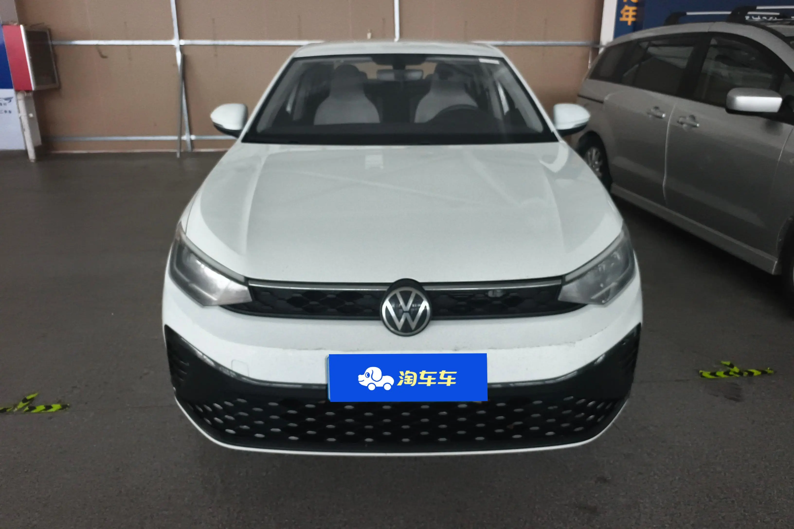 Volkswagen Lavida  из Китая