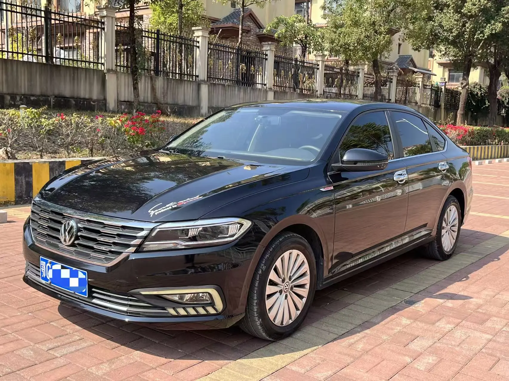 Volkswagen Lavida  из Китая