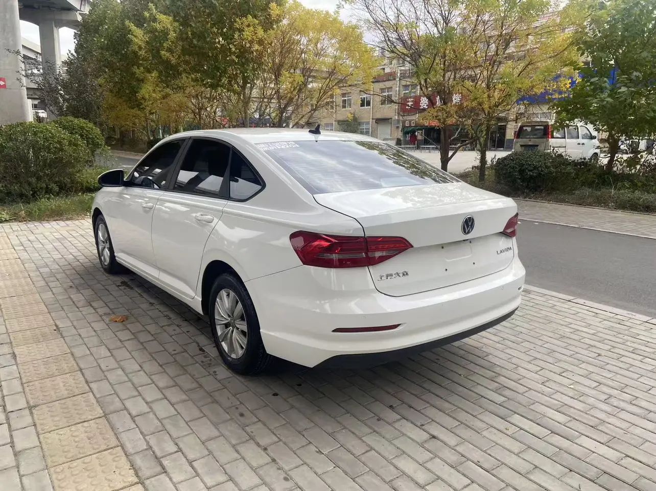 Volkswagen Lavida  из Китая
