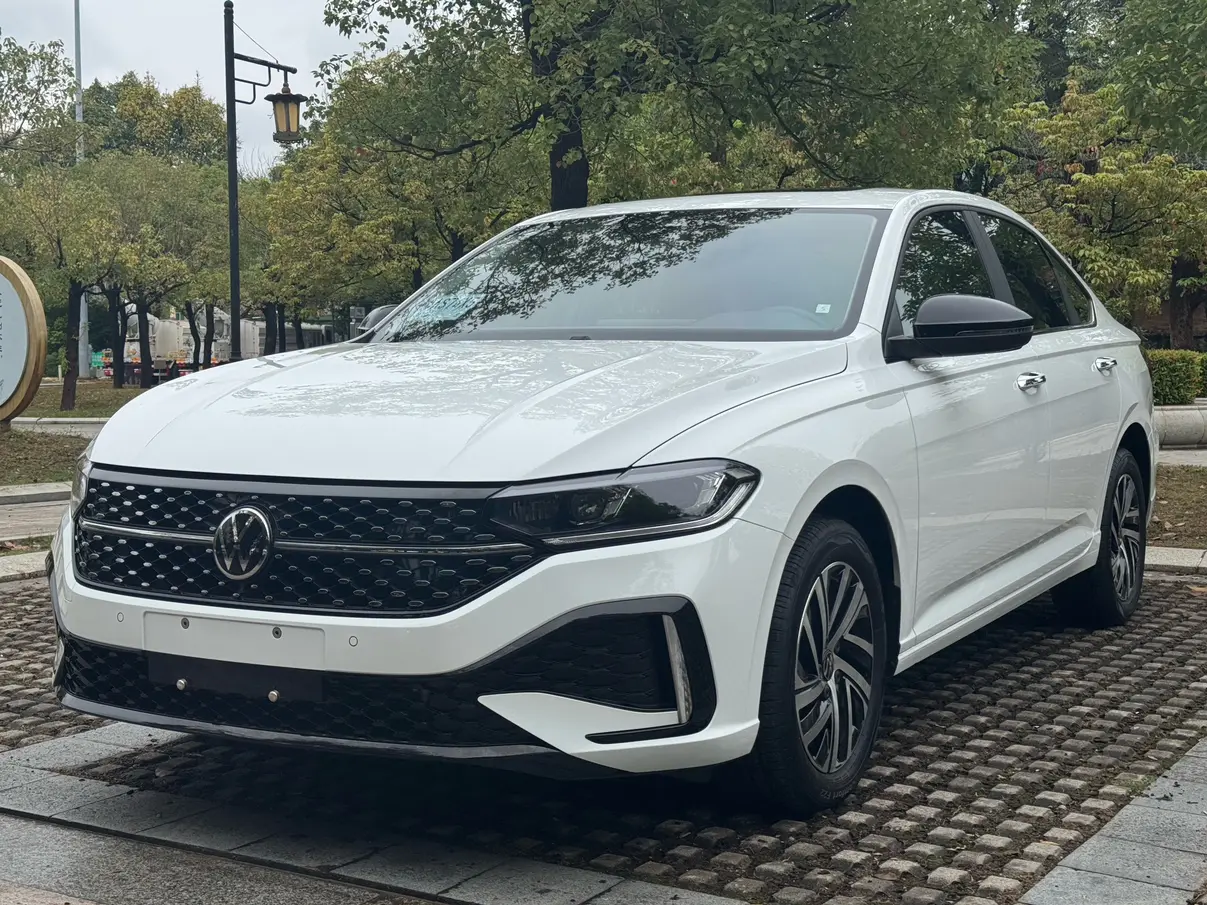 Volkswagen Lavida  из Китая