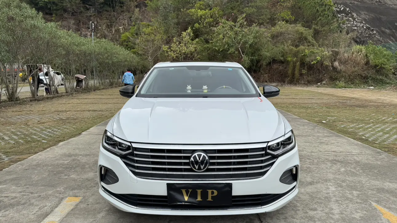 Volkswagen Lavida  из Китая