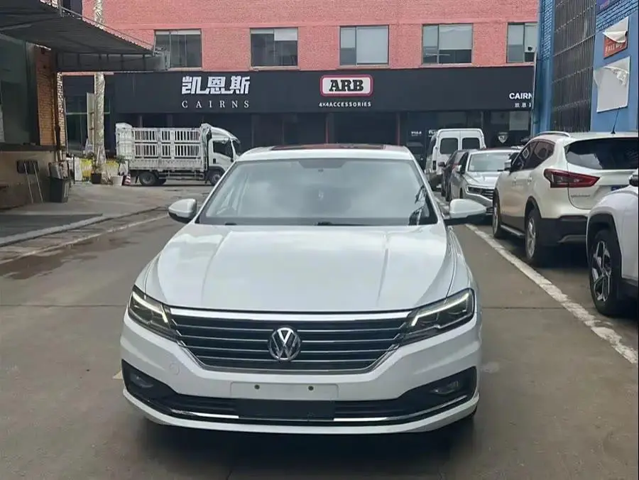 Volkswagen Lavida  из Китая