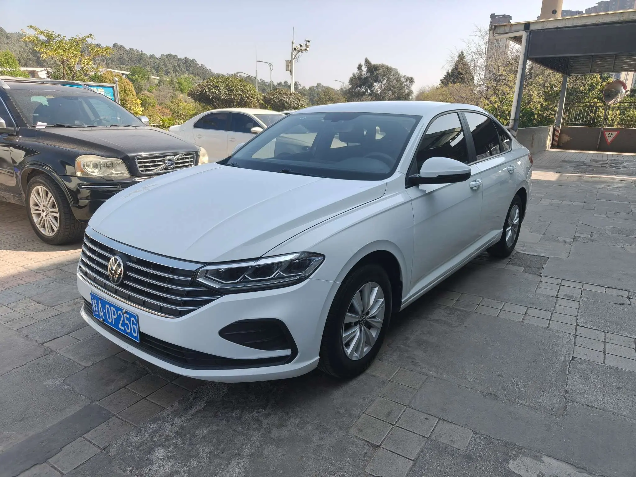 Volkswagen Lavida  из Китая