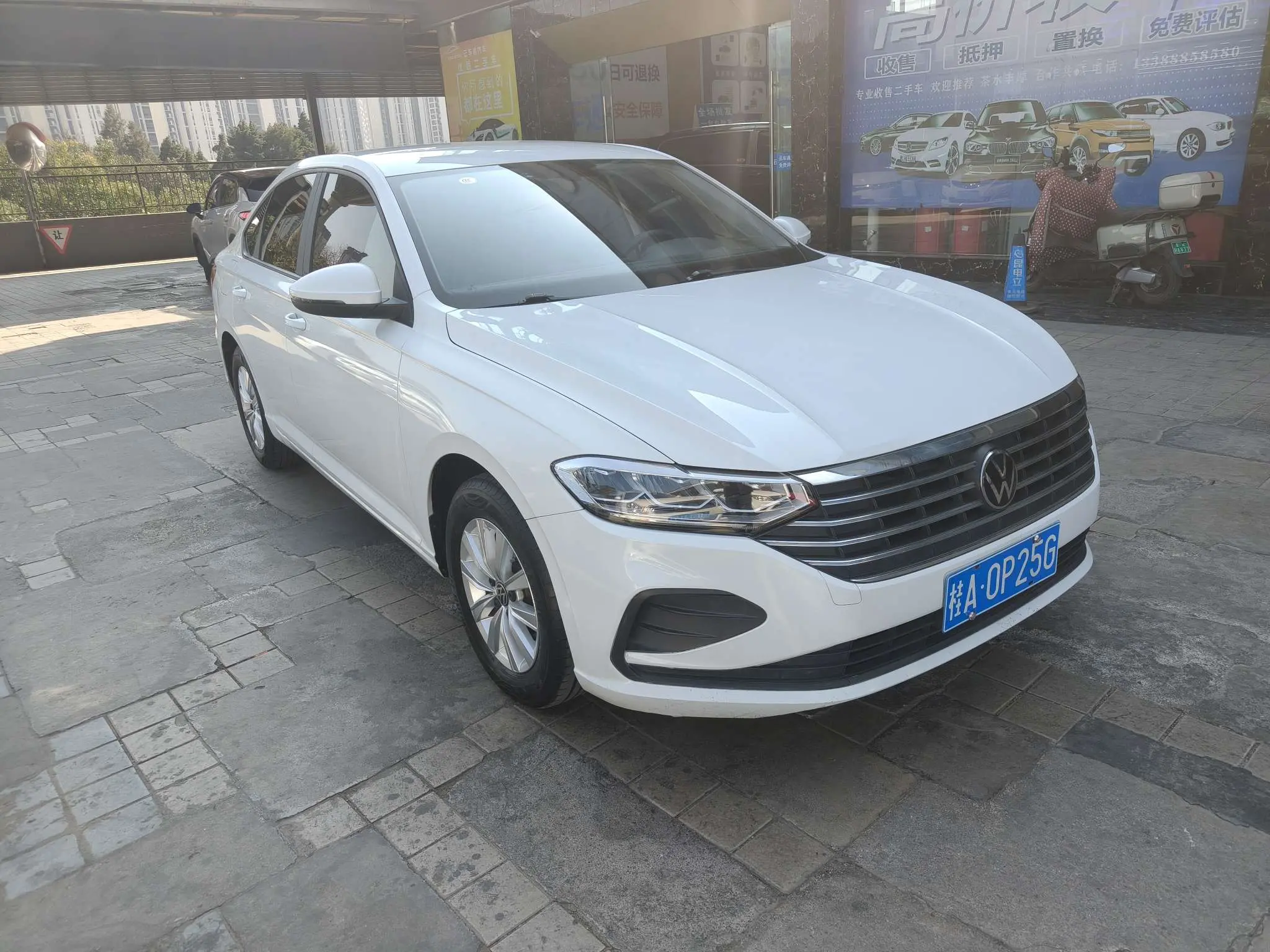 Volkswagen Lavida  из Китая