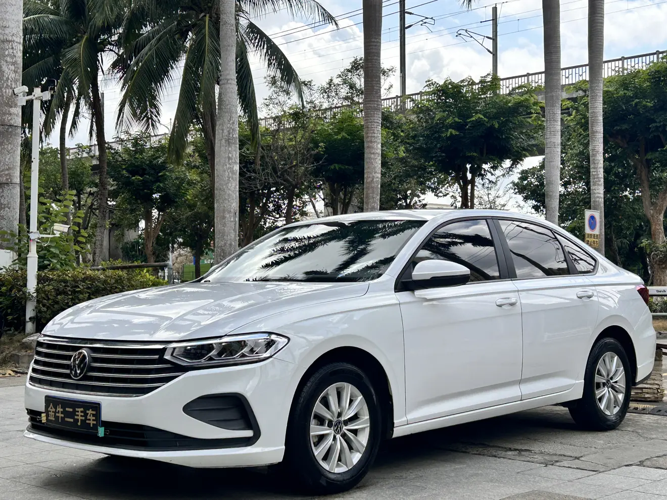 Volkswagen Lavida  из Китая