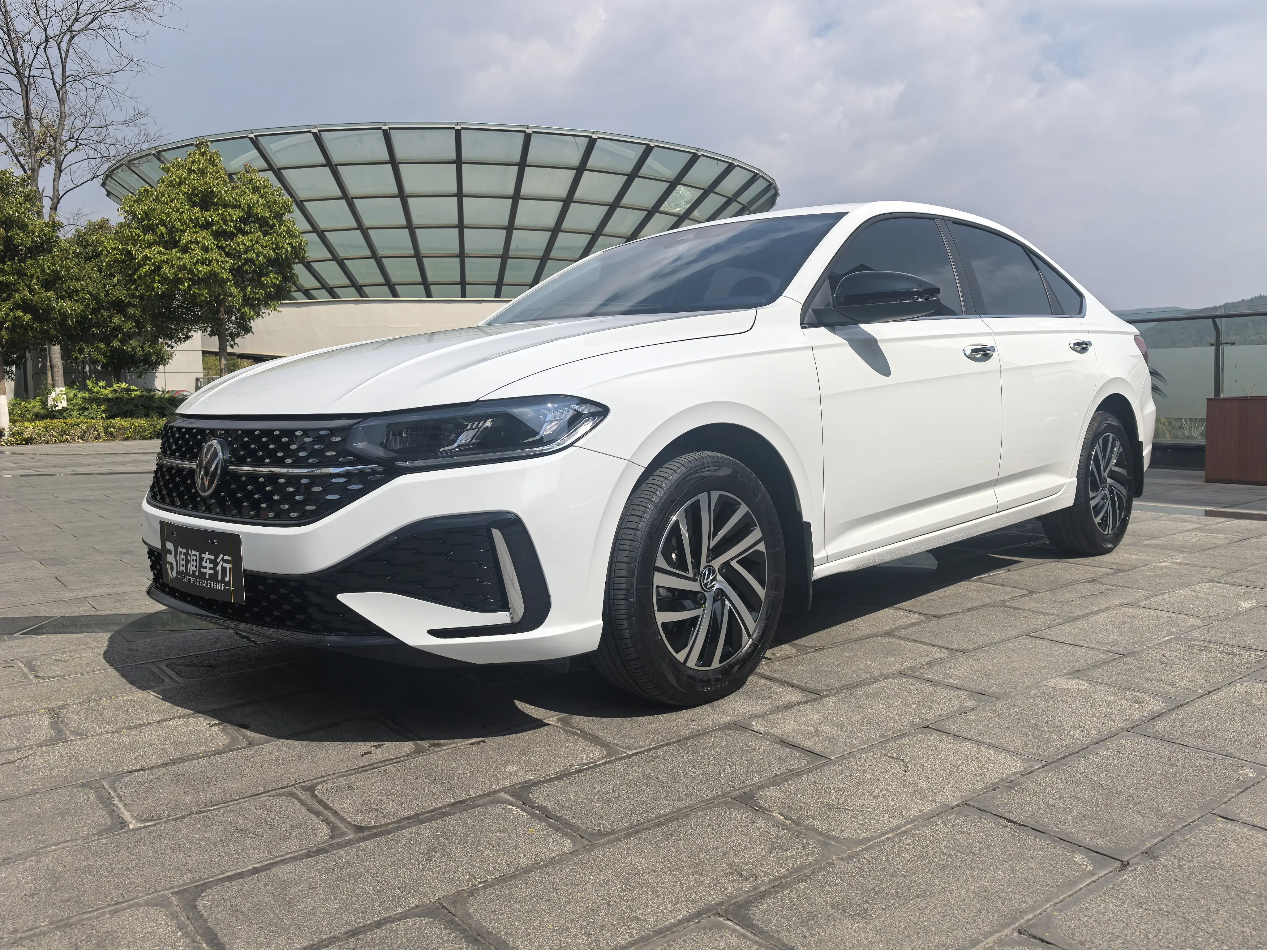 Volkswagen Lavida  из Китая