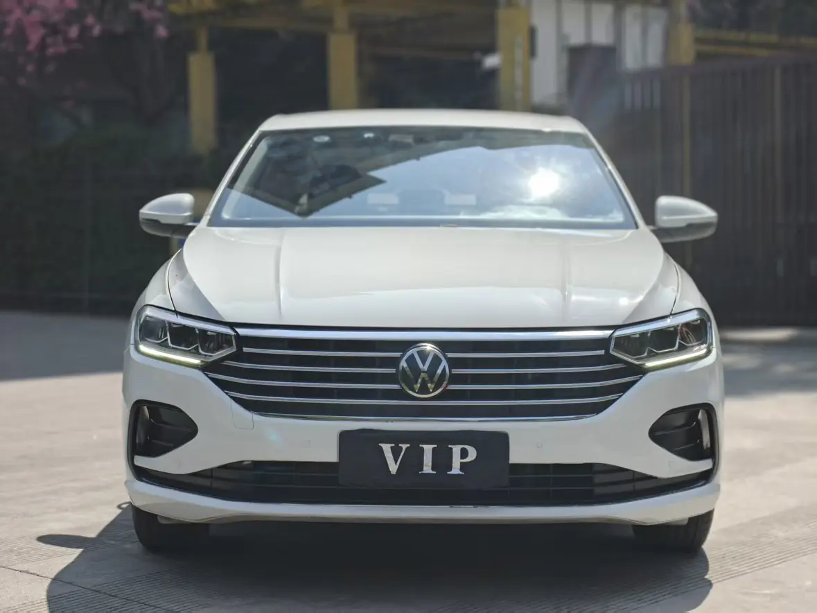 Volkswagen Lavida  из Китая