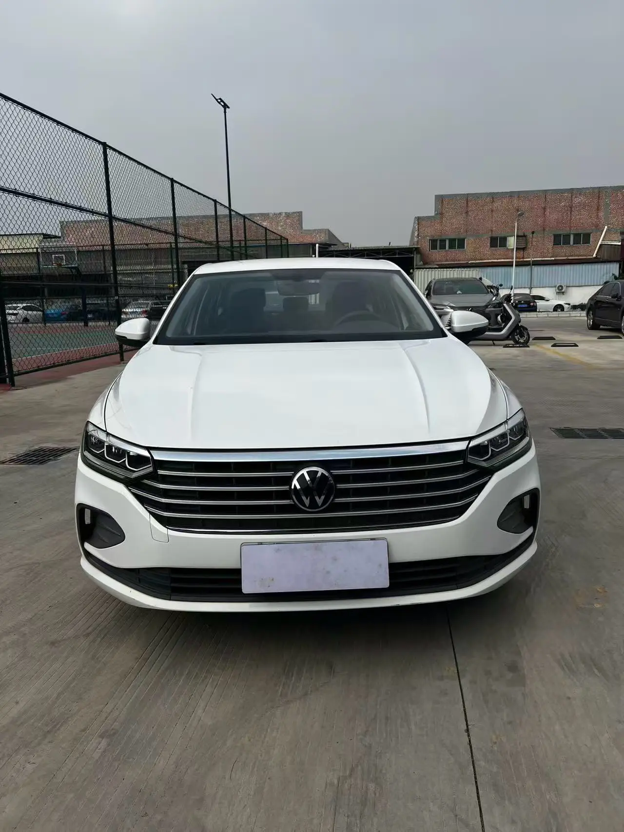 Volkswagen Lavida  из Китая