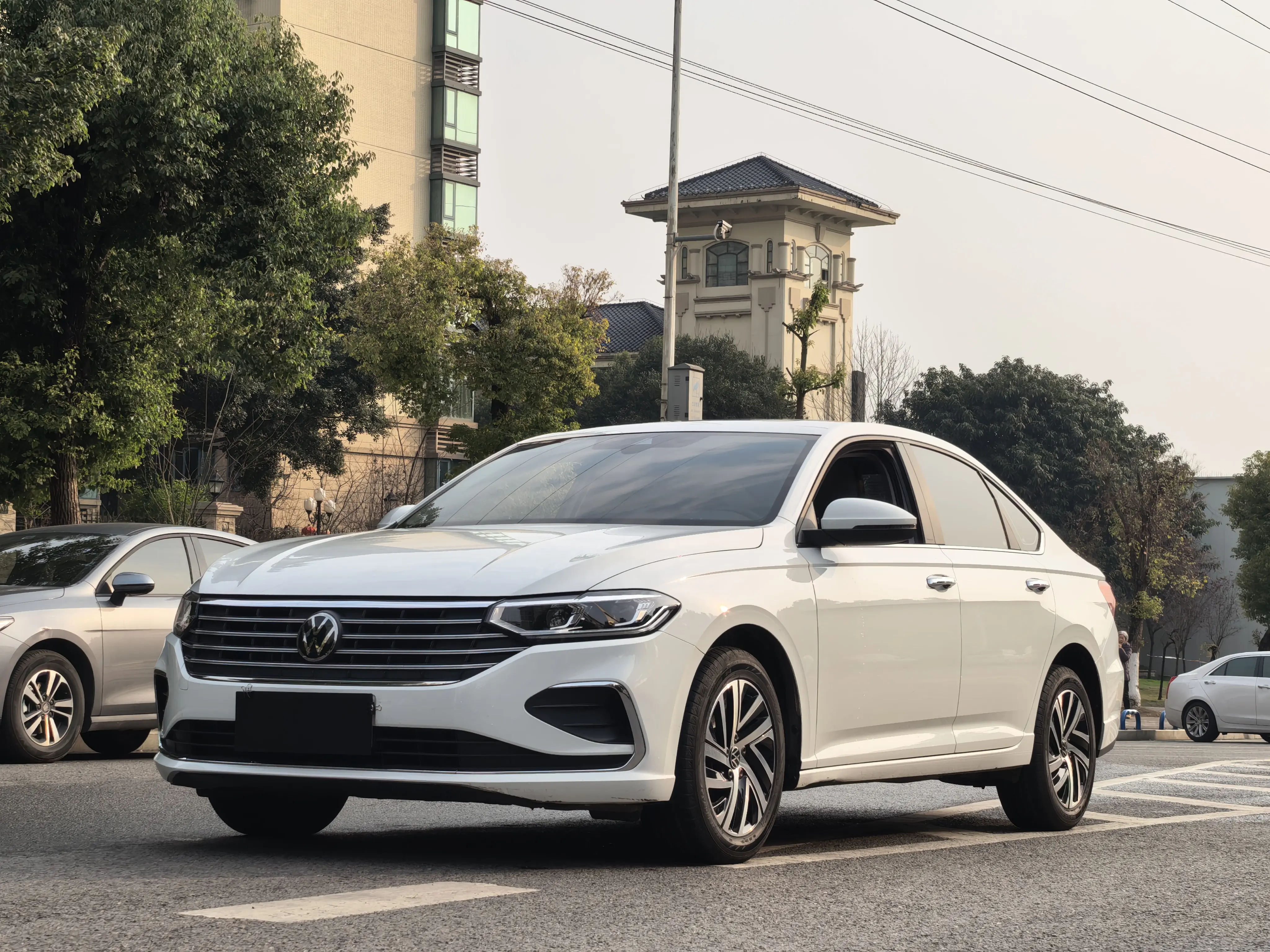 Volkswagen Lavida  из Китая