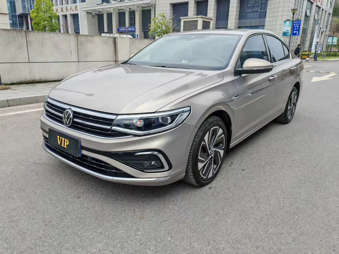 Volkswagen Bora  из Китая