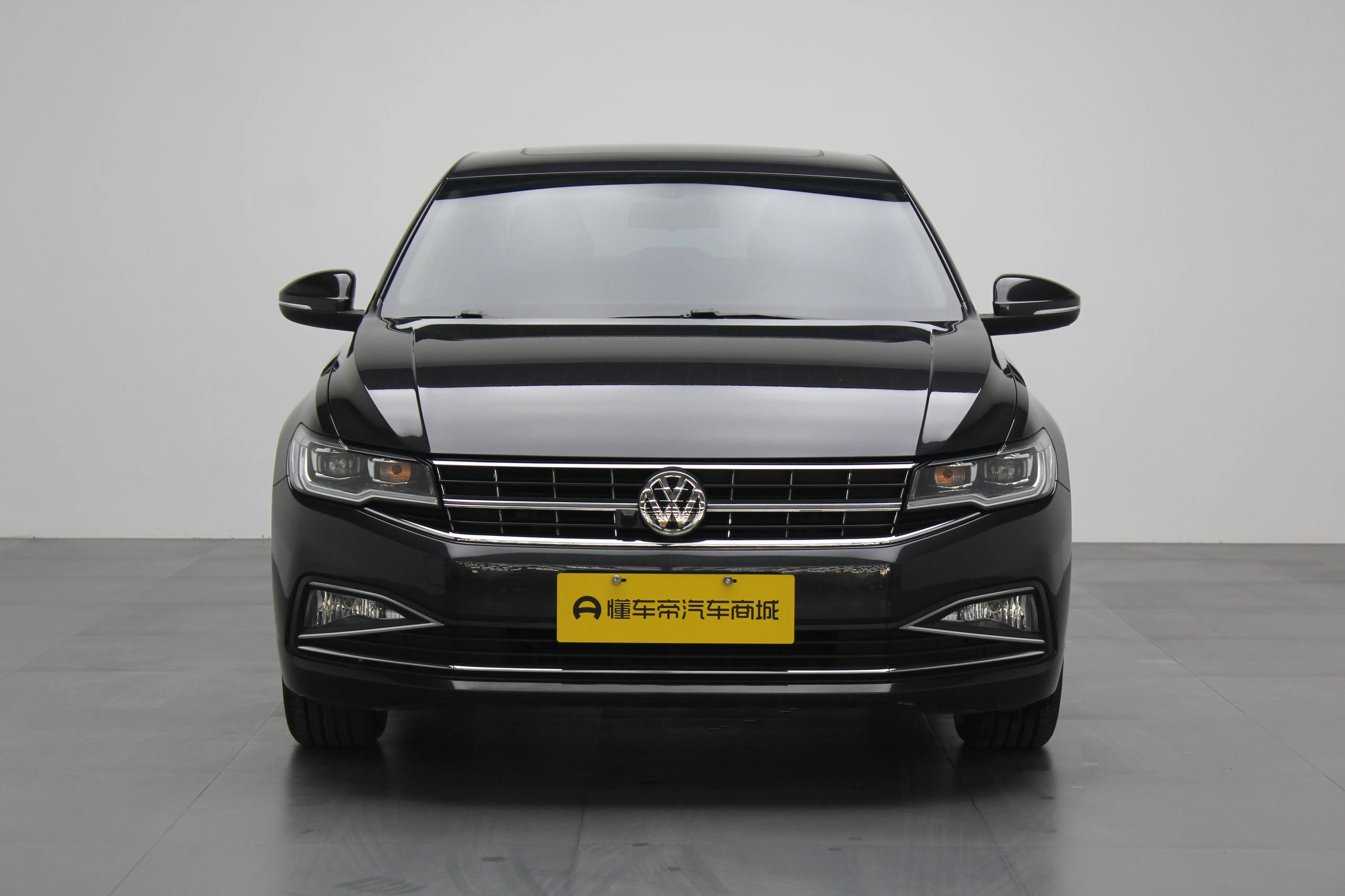 Volkswagen Bora  из Китая