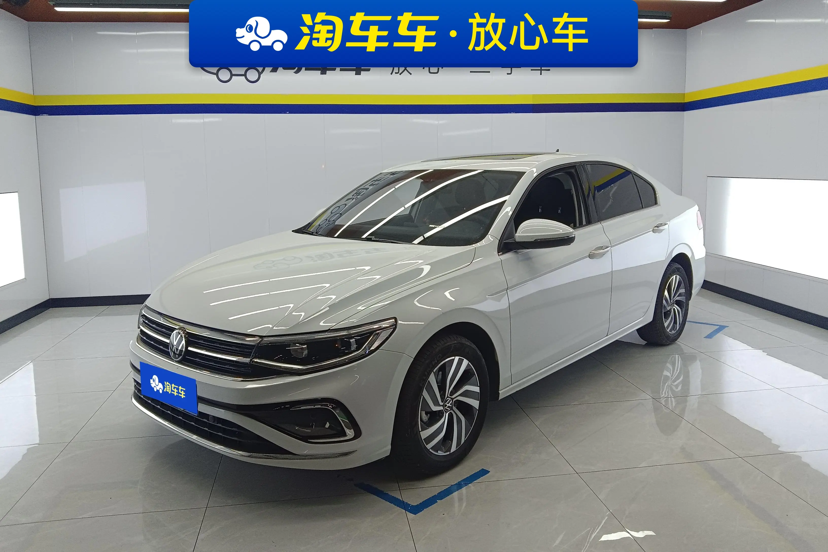 Volkswagen Bora  из Китая