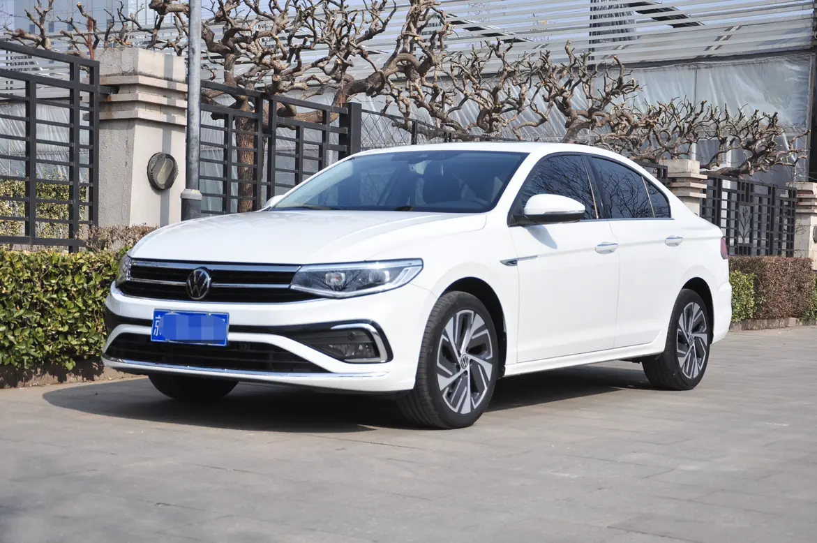 Volkswagen Bora  из Китая