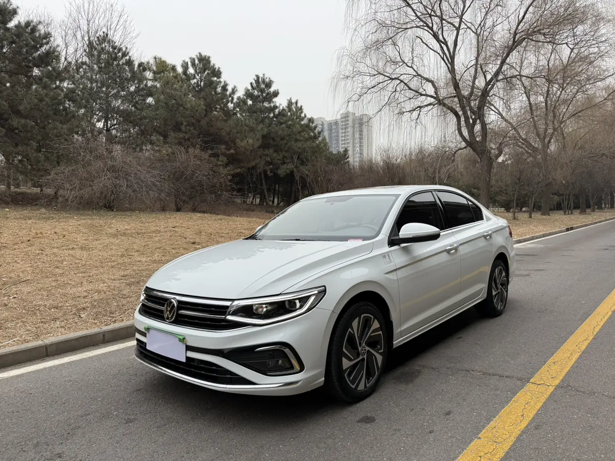 Volkswagen Bora  из Китая