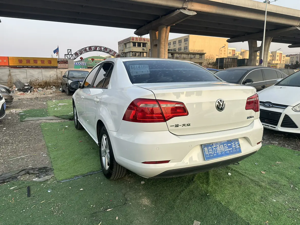 Volkswagen Bora  из Китая