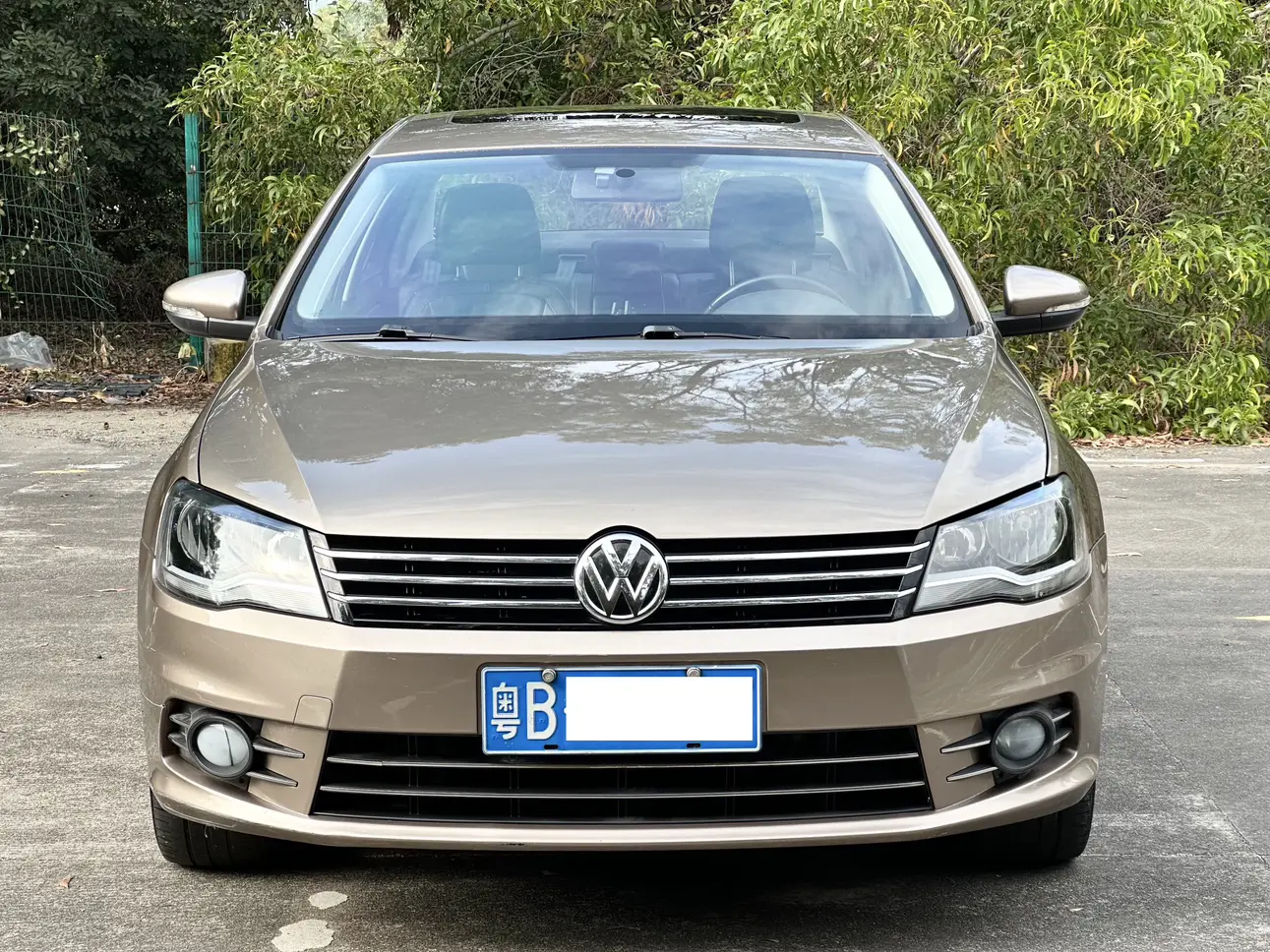 Volkswagen Bora  из Китая