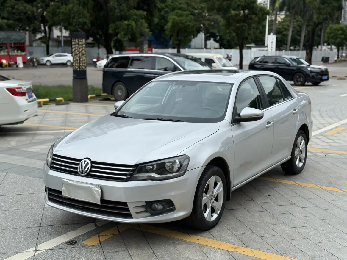 Volkswagen Bora  из Китая