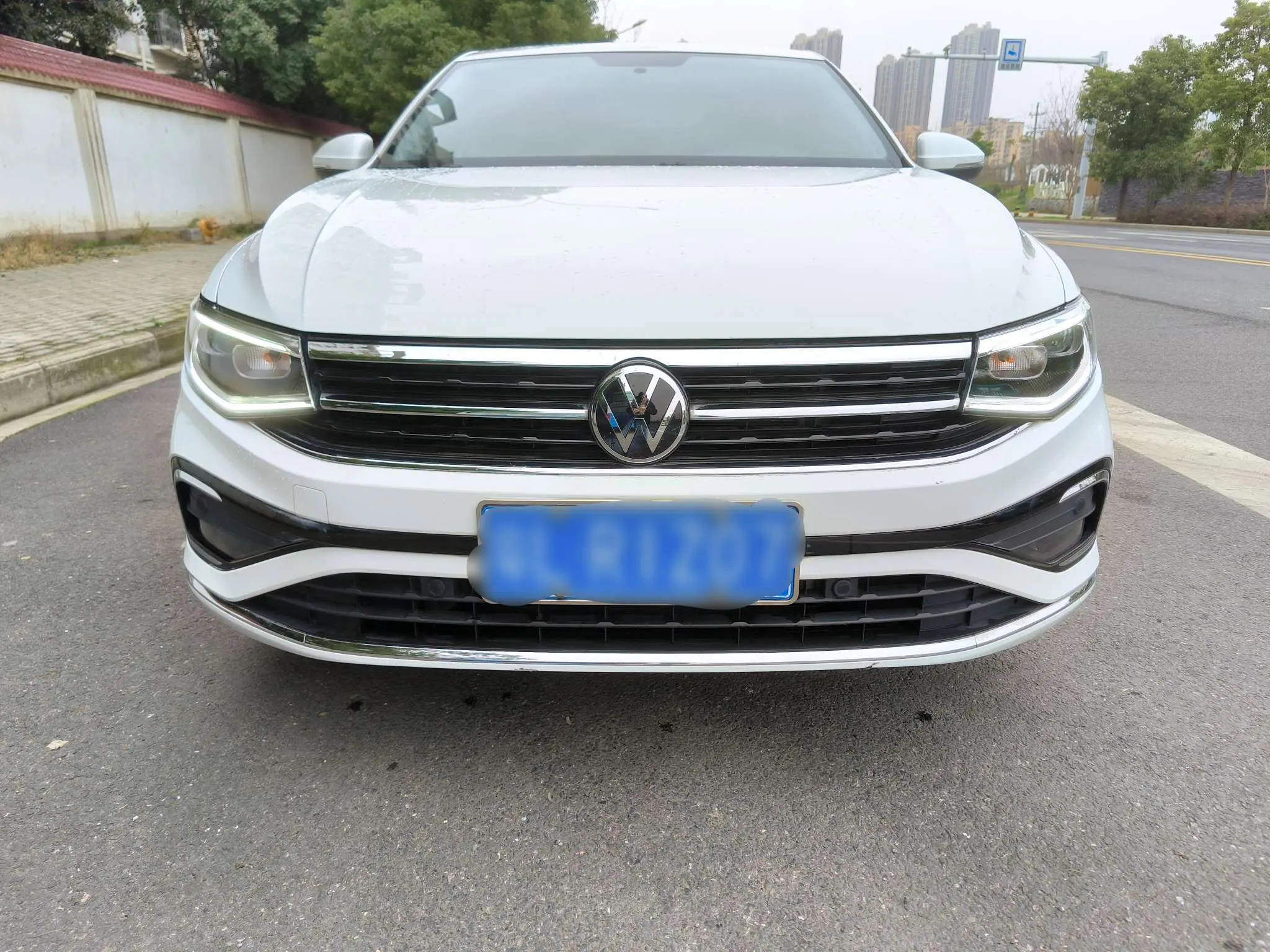 Volkswagen Bora  из Китая