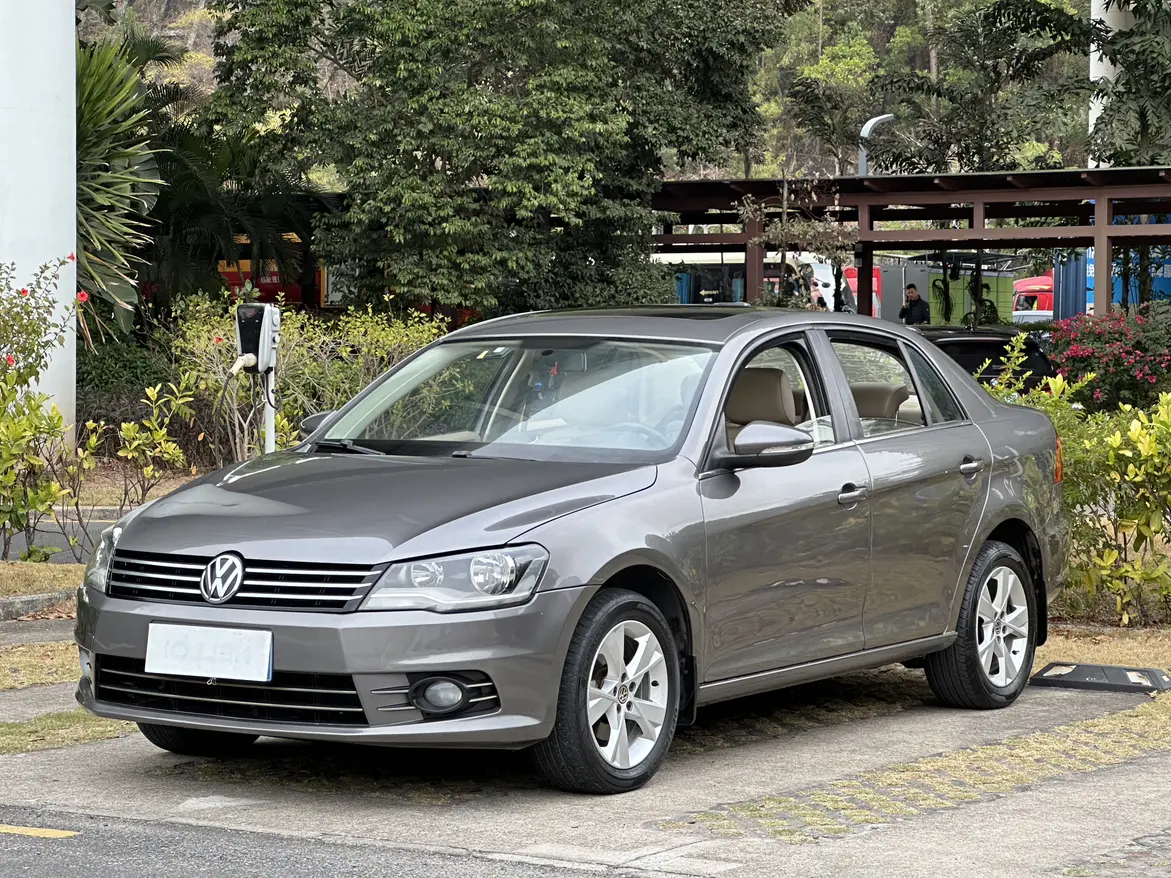 Volkswagen Bora  из Китая