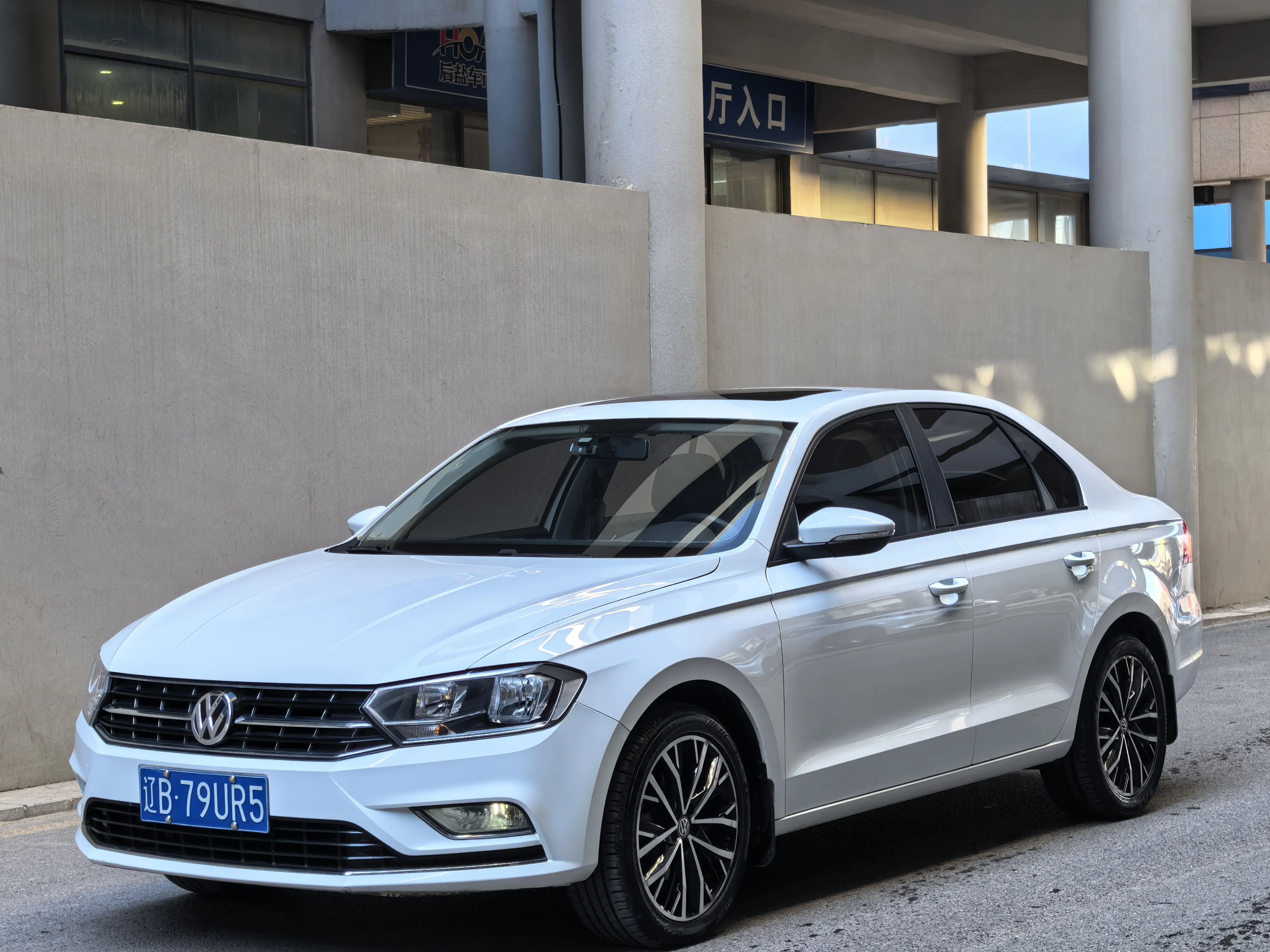 Volkswagen Bora  из Китая