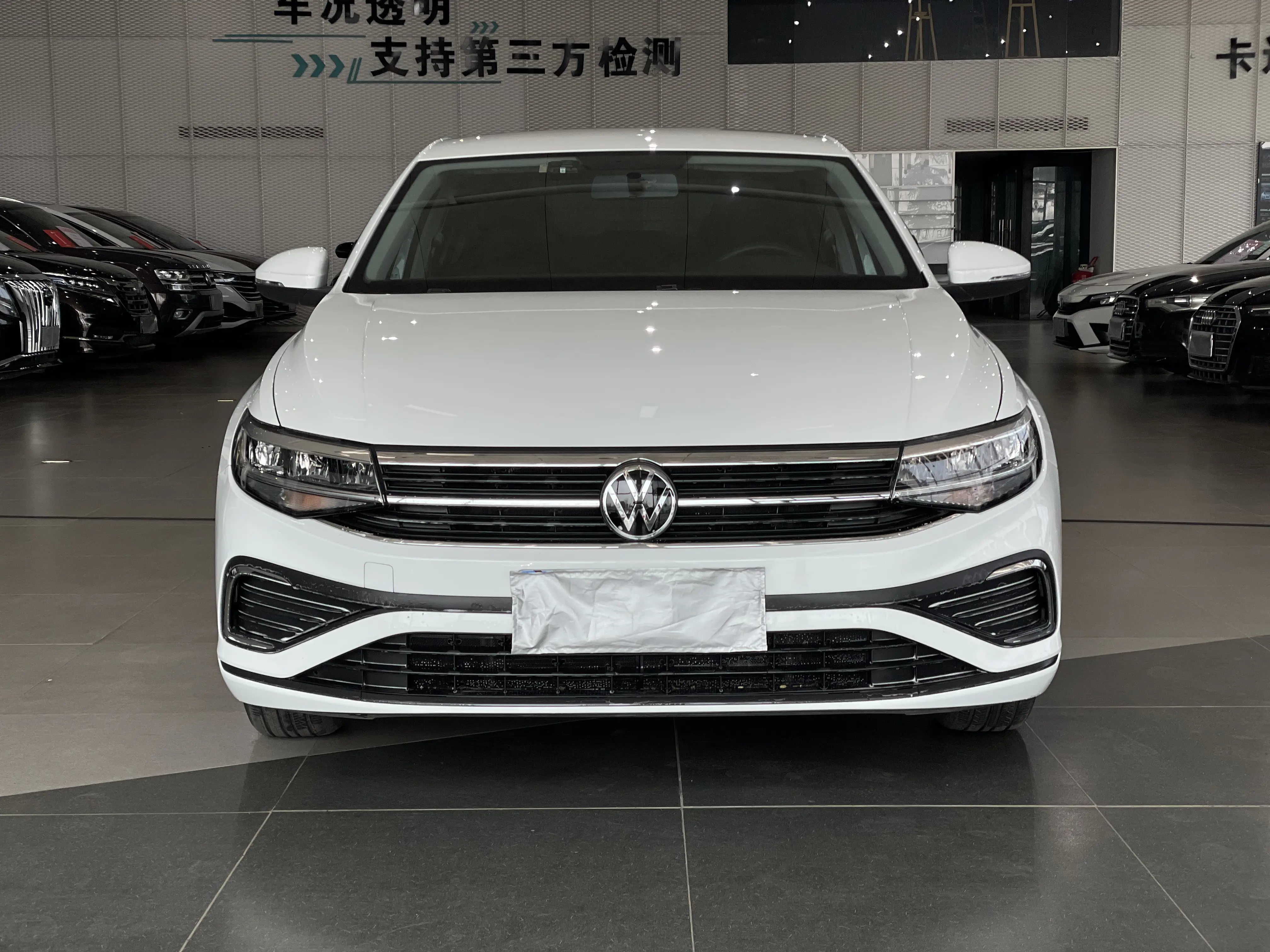 Volkswagen Bora  из Китая