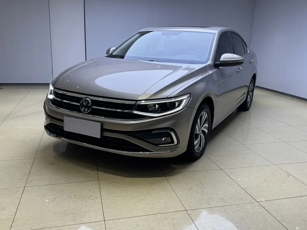 Volkswagen Bora  из Китая