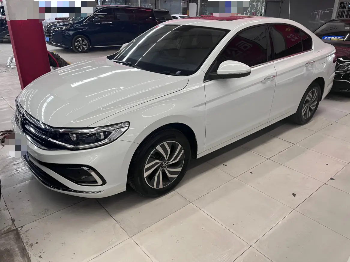 Volkswagen Bora  из Китая