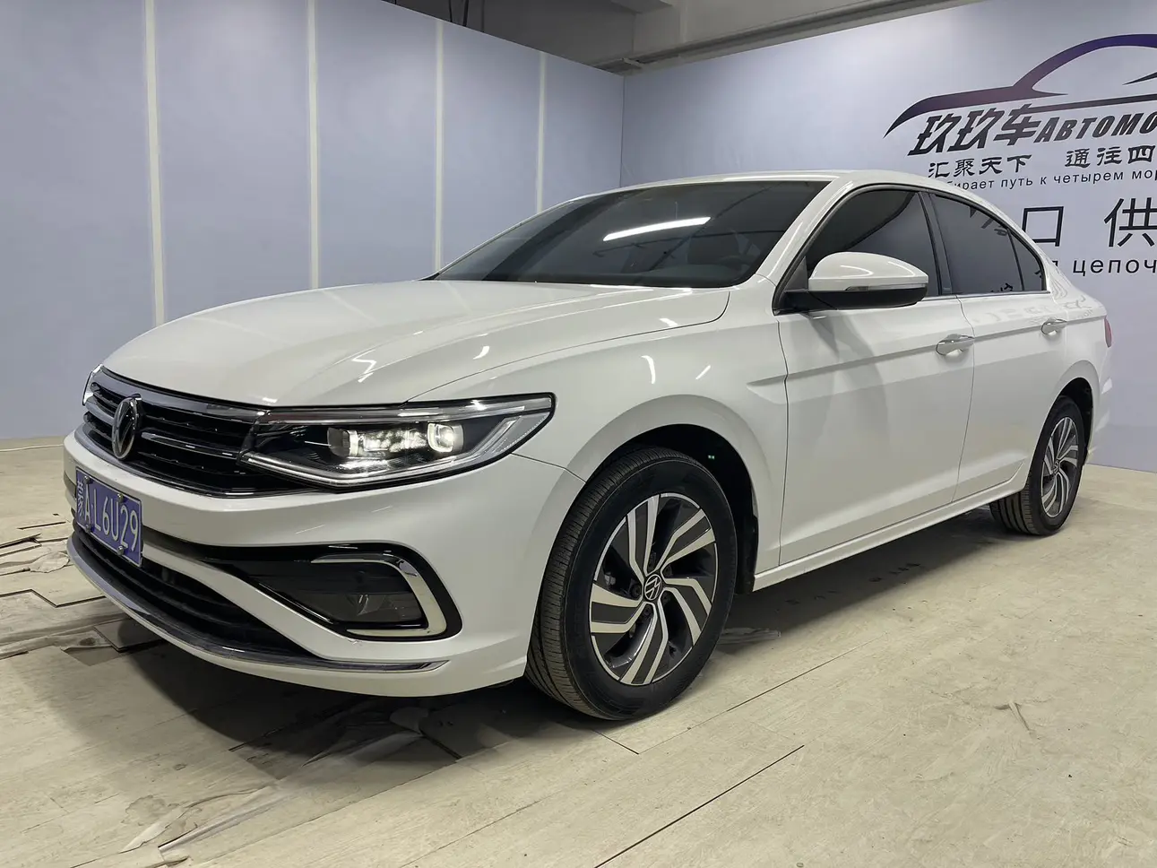 Volkswagen Bora  из Китая