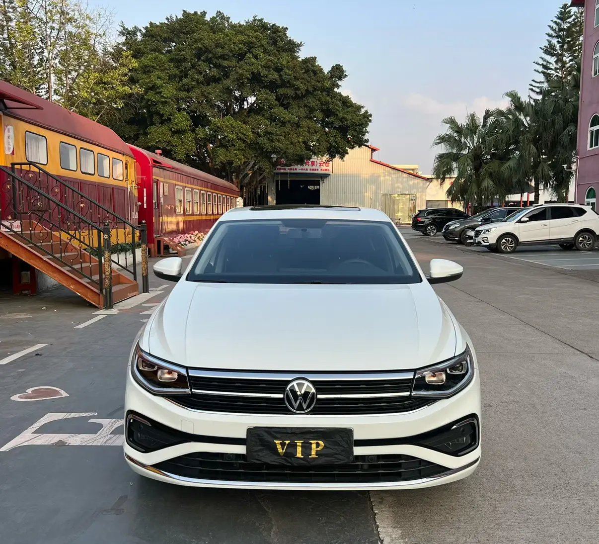 Volkswagen Bora  из Китая