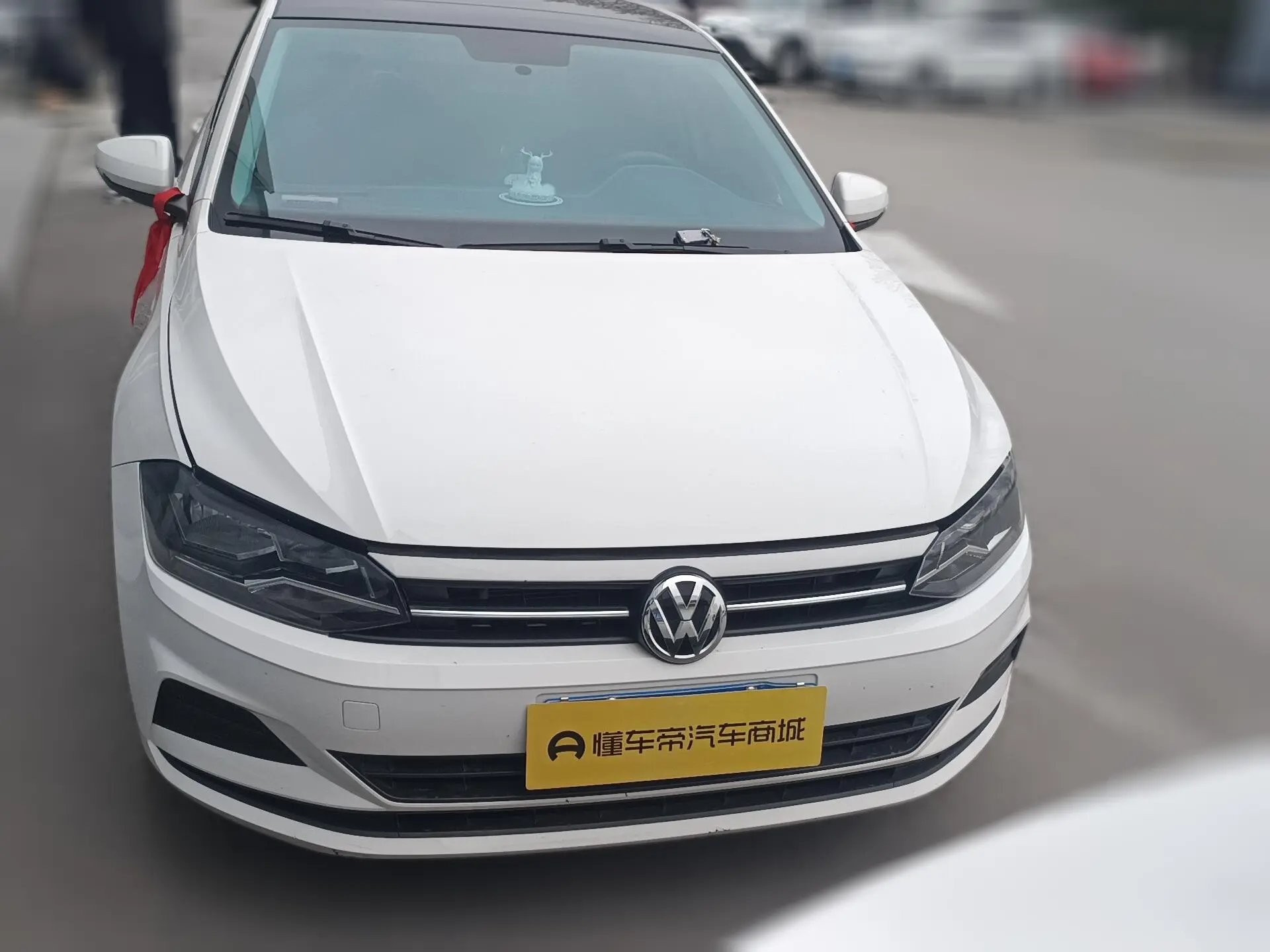 Volkswagen Polo  из Китая