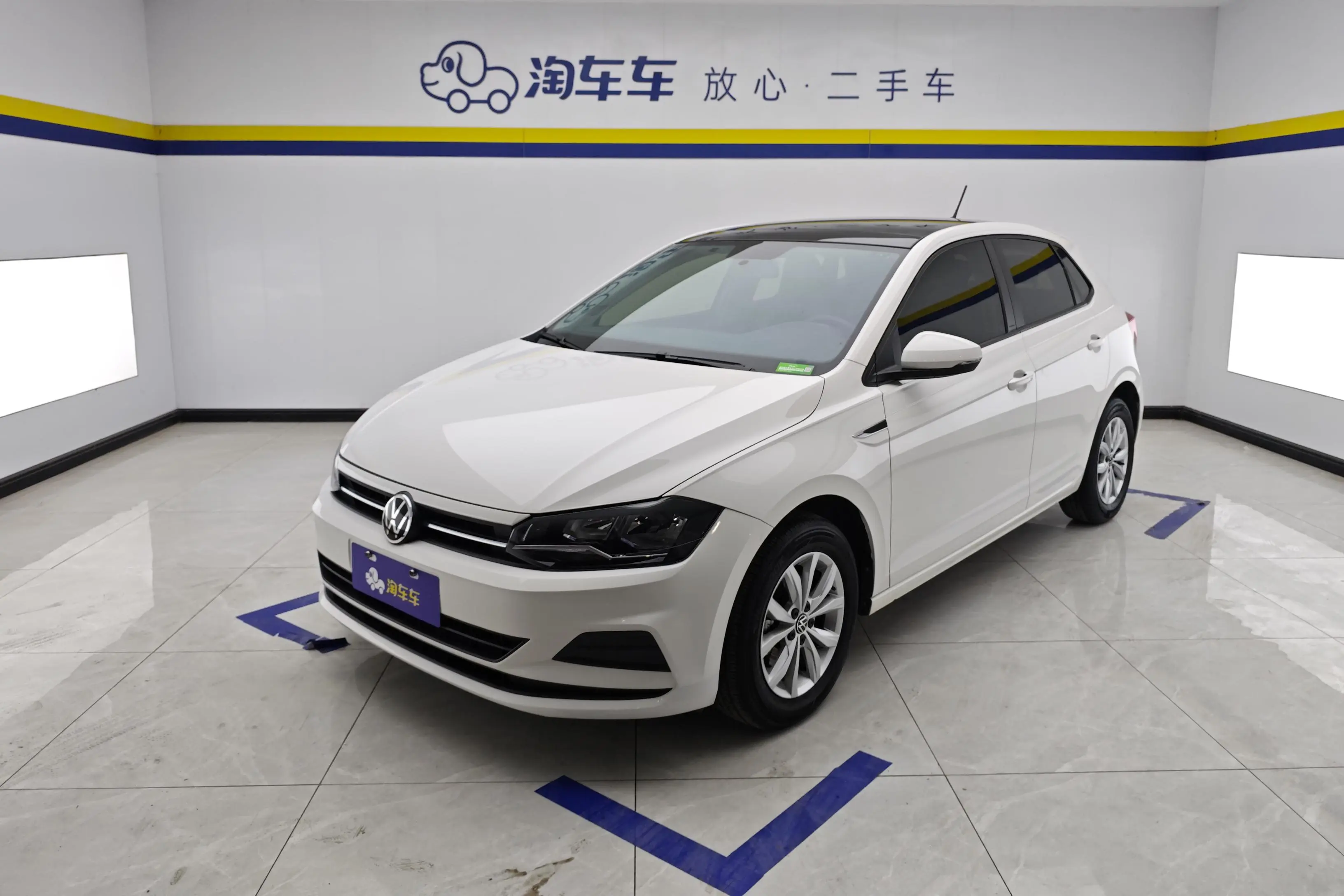 Volkswagen Polo  из Китая